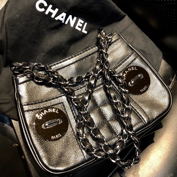 Chanel Sac Pochette Authentic & Rare Leather Bag - Picture 7 of 8